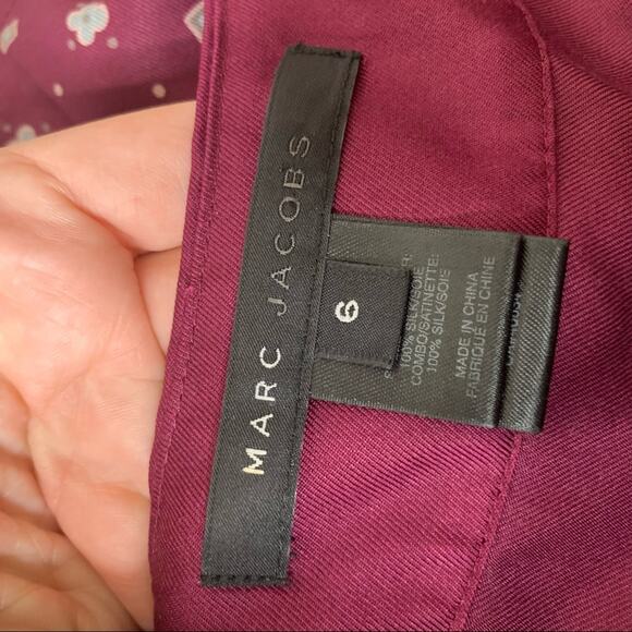 Marc Jacobs silk wine geo print ruffle top sz 6 - Picture 4 of 5